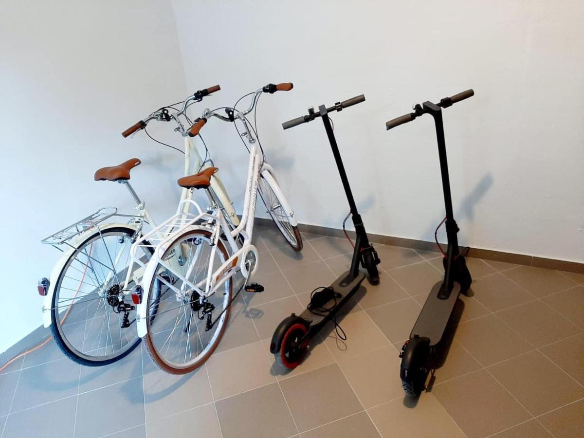 Maritimo Di Cattaro****Lux Apartment With Garage Bagian luar foto