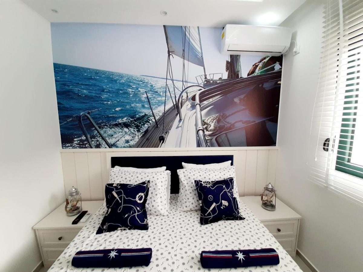 Maritimo Di Cattaro****Lux Apartment With Garage Bagian luar foto